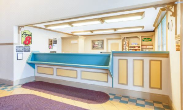 Super 8 by Wyndham Brooklyn