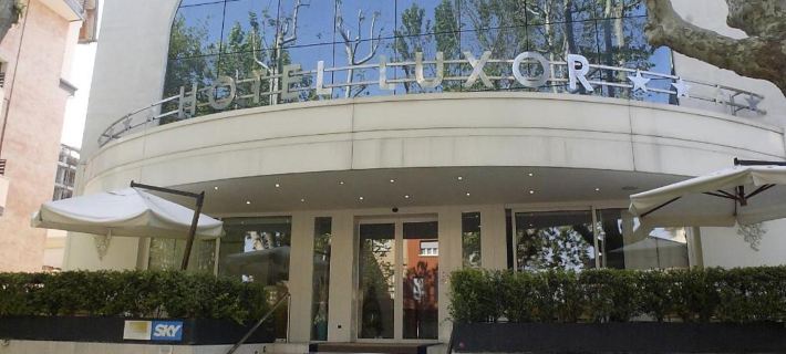โรงแรมลักซอร์ โรงแรมในริมินิ
