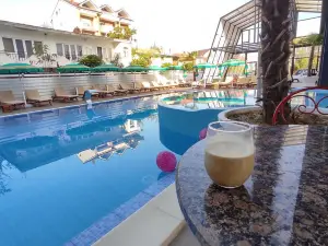 Grand Hotel Pogradec