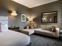 Ambassador Hotel Oklahoma City, Autograph Collection Hotels near May Square