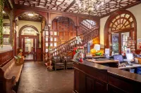 Palmers Lodge Swiss Cottage