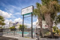Dry Dock Inn - Beach