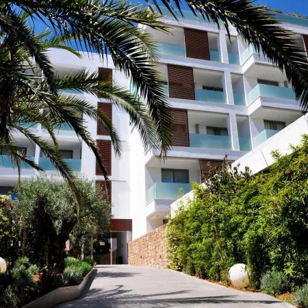 Apartaments B-Llobet Sun & Confort
