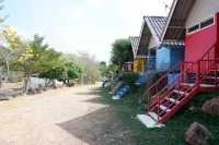 Baan Rai Pray Rung Kaeng Krachan