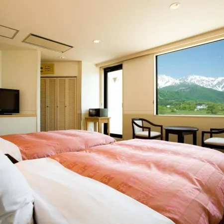 Hotel Hakuba Отели в г. Хакуба