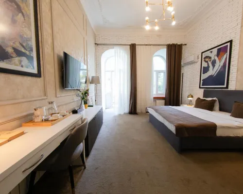 Zimmer Boutique Hotel Hotels near Fountain Square