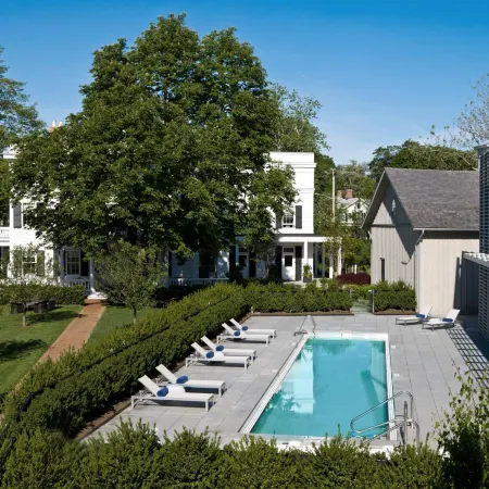 Topping Rose House