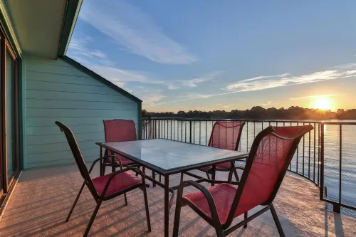 Resort Attractions - balcony