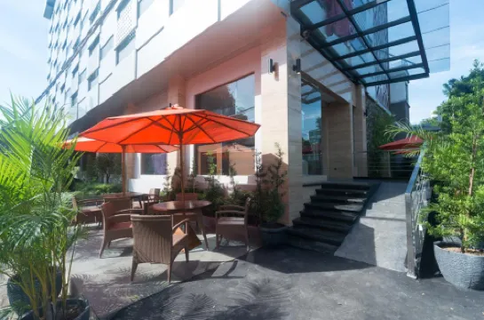 Sotis Residence Pejompongan Khu vực công cộng Photos