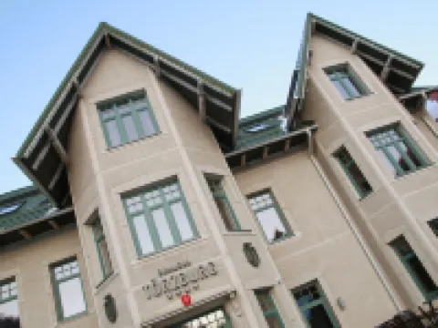 コナクル トルツブルク ブランのホテル