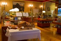 Kviknes Hotel - breakfast