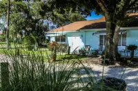 Island View Cottages Sebastian