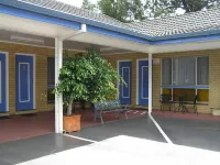 Blue Violet Motor Inn Hotel a Redwood
