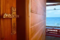 Dyke Rest - Ocean View