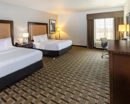 La Quinta Inn & Suites by Wyndham Mt. Pleasant Hotels in Mount Pleasant