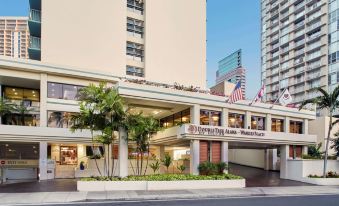 DoubleTree by Hilton Alana - Waikiki Beach