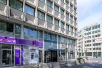 B-Aparthotel Regent