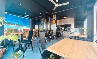 Turquoise Residence by UI