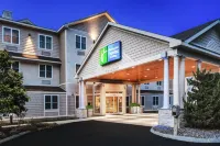 Holiday Inn Express & Suites HAMPTON SOUTH-SEABROOK by IHG Hotels in Rockingham County