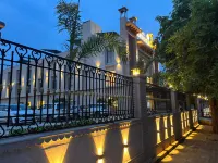 Anandi Bhawan by Paandora Collections Vrindavan Hotel a Chhatikara