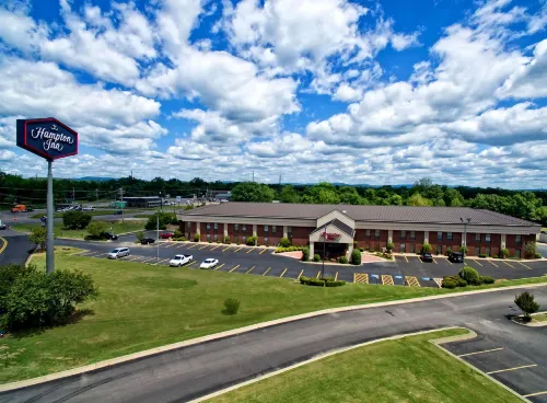 Hampton Inn Clarksville Hotels in Johnson County