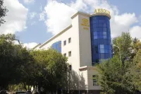 Hotel Absolute Astana Railway Station 주변 호텔