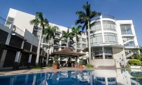 The Avenue Plaza Hotel