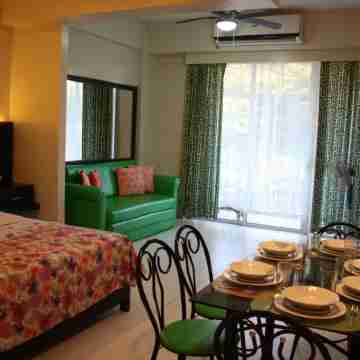 Luxurious Family Room Pico de Loro Rooms