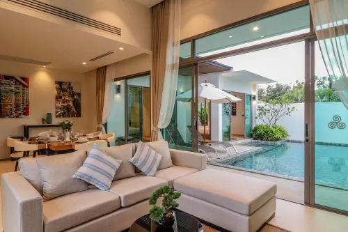 Shambhala Grand Villa by Cozy Lake