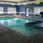 Baymont by Wyndham Mackinaw City - Swimmingpools