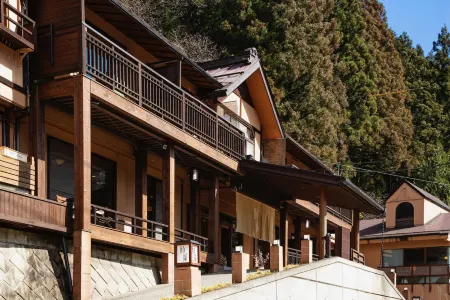 四万温泉柏屋旅館