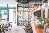 Drop Inn Tottori - bars