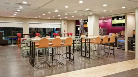 Home2 Suites by Hilton Atlanta Norcross Отели рядом с достопримечательностью «Парк Бетти Молдин»