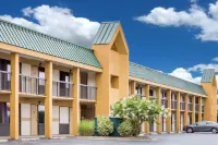 Super 8 by Wyndham Garysburg/Roanoke Rapids Hotels near I-95 Sweepstakes