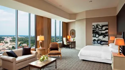 Sheraton Greensboro at Four Seasons