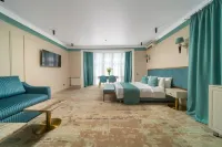 Xander Hotel