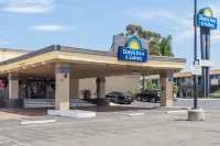 Days Inn by Wyndham San Diego-East/El Cajon Hotels in El Cajon