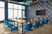 Moxy Madison Downtown