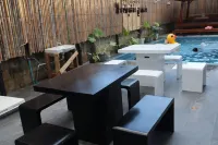 มาเหนือพูลวิลล่า - ที่มีสระว่ายน้ำ