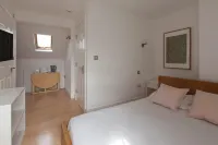 Tooting Rooms by DC London Rooms Hotel a Mitcham