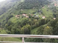 Derya Dağ Evleri - Bergblick