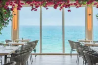 St George's Club Hotels in Hamilton