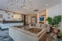Green Garden City Luxury Apartments - Infinity Pools