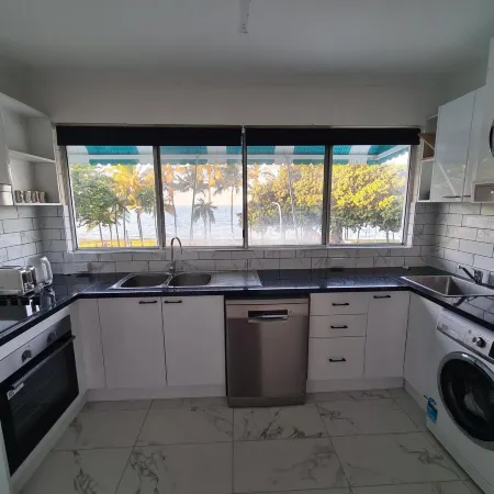 Emthree Seaside Apartments