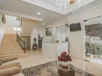 Urbanview Hotel Mon Bel Cibodas by RedDoorz Hotels in Cipanas