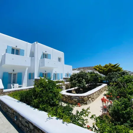 Eleftheria Hotel & Apartments