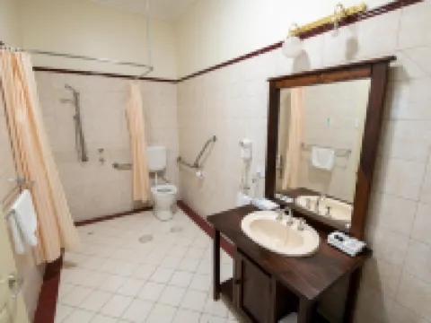 Bentley's Hotel Hotels in Clare