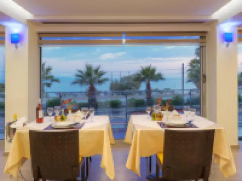 Tropical Hotel Hotels in Alimos