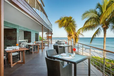 Blue Diamond Luxury Boutique Hotel