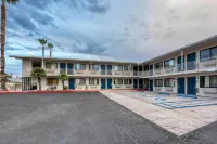 Motel 6 Nogales, AZ - Mariposa Road